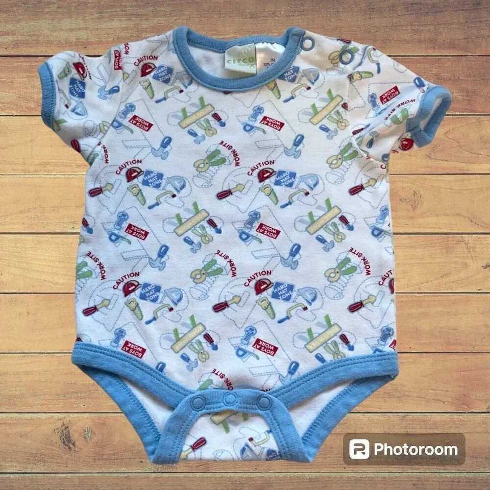 Bundle Of 6 Boys Bodysuits   Sz 0-3m  EUC